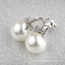 Luxury Gift Item latest design of white gold hanging pearl and cubic zirconia earring